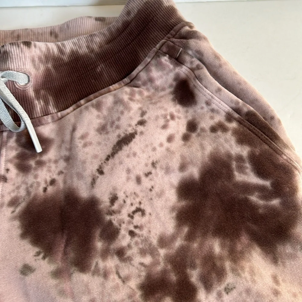 Lululemon Warm Down Jogger marble maroon pink tie dye drawstring waist pockets